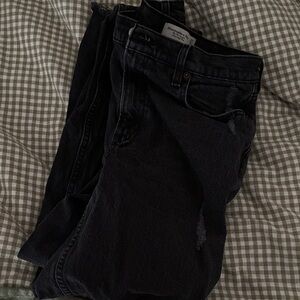 Abercrombie Ultra High Rise 90s Straight Jean